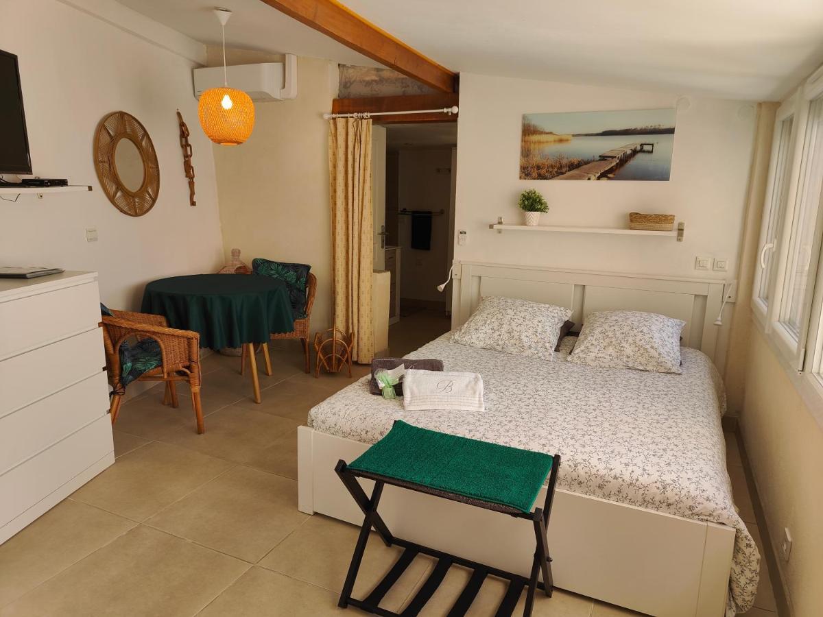 Petite Etoile De Mer - Studio Hyper Equipe A 150M D'Une Plage De Sable Fin Grande Terrasse Presqu'Ile De Charme 생 망드리에 쉬르 메르 외부 사진